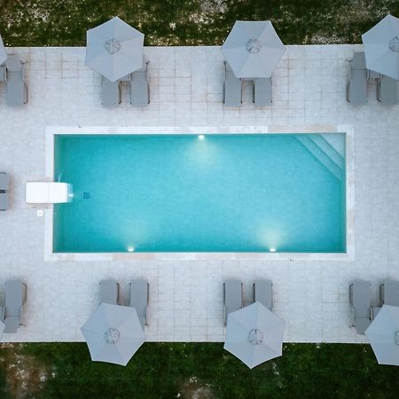 Lyrids Apartments 에피스코피 외부 사진